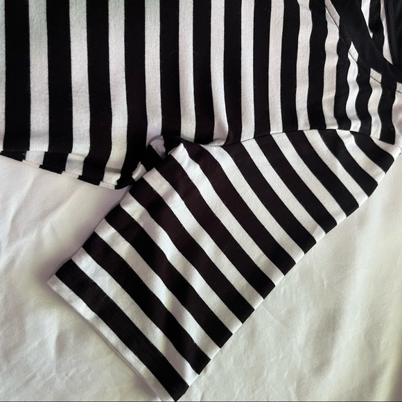 Talbot Medium Black and White Striped Tops  Women - Picture 15 of 16